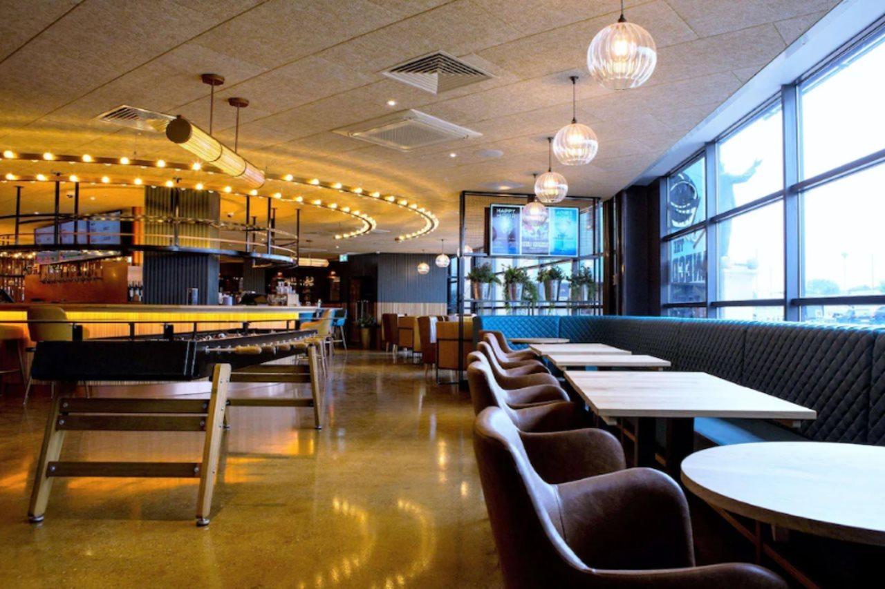 Doubletree By Hilton Coventry Building Society Arena Hotell Exteriör bild