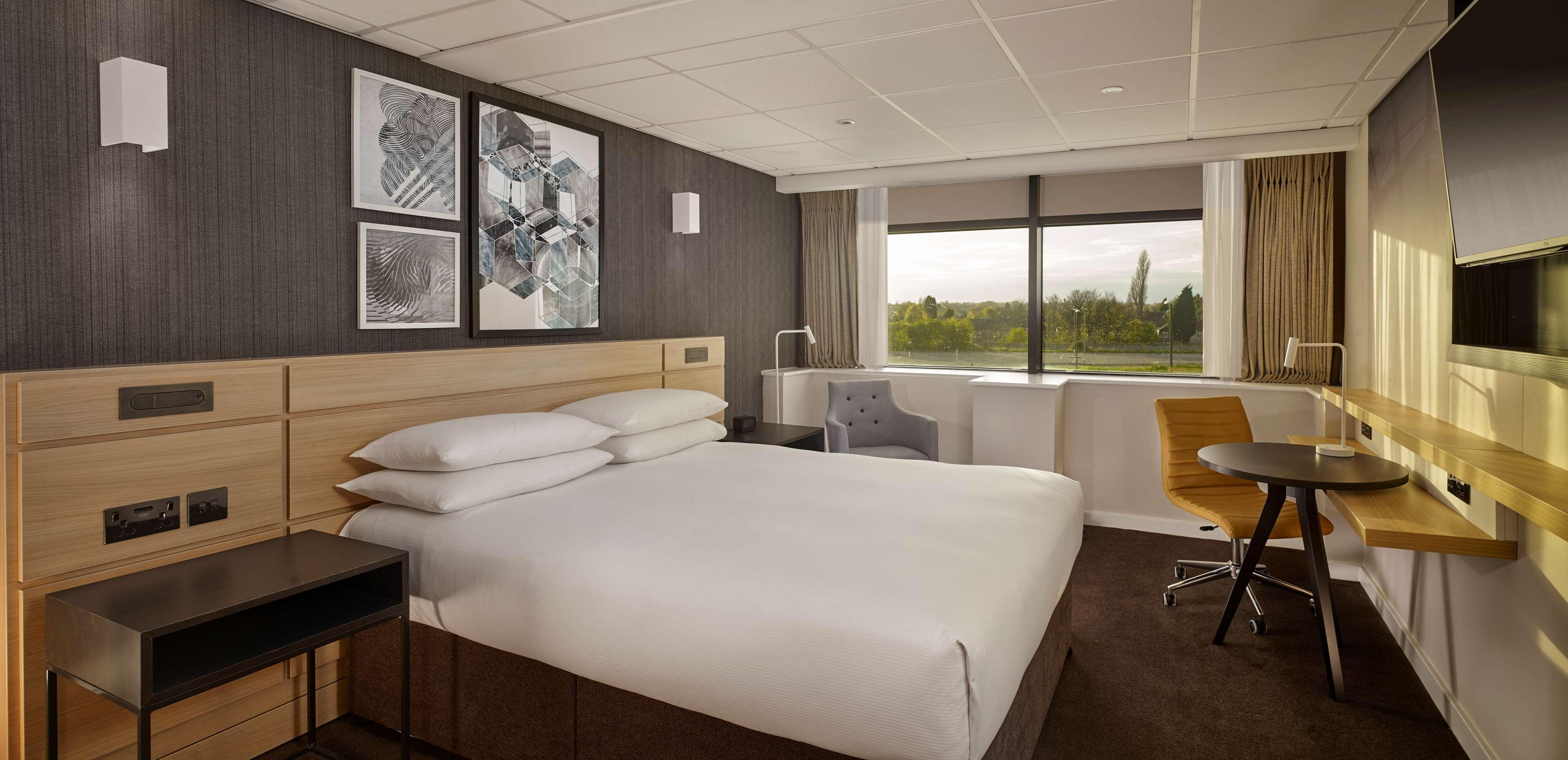 Doubletree By Hilton Coventry Building Society Arena Hotell Exteriör bild