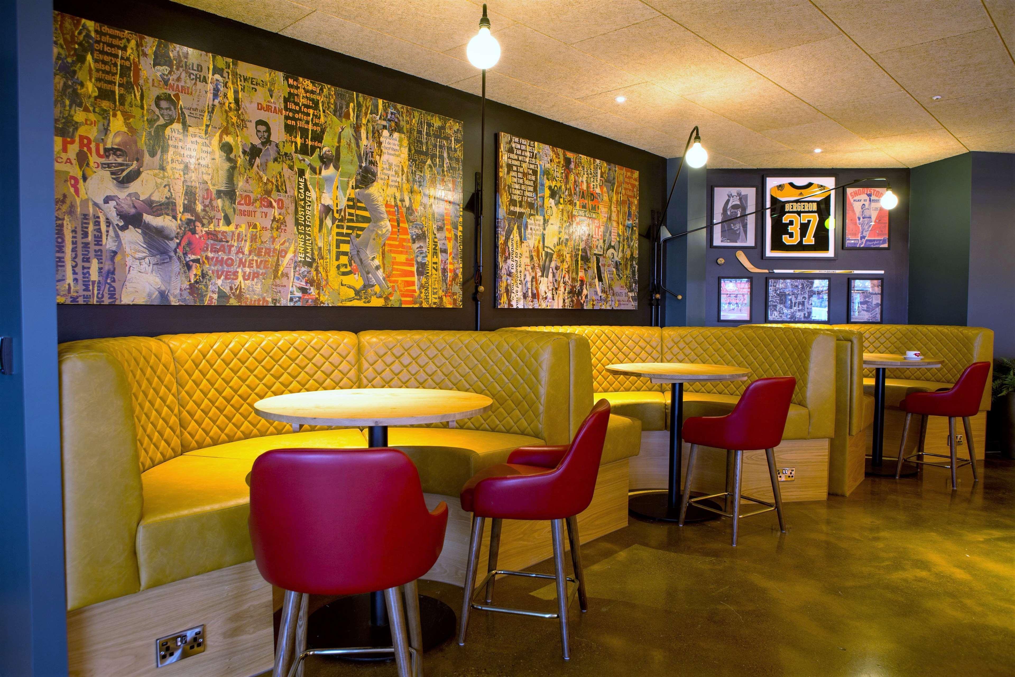 Doubletree By Hilton Coventry Building Society Arena Hotell Exteriör bild