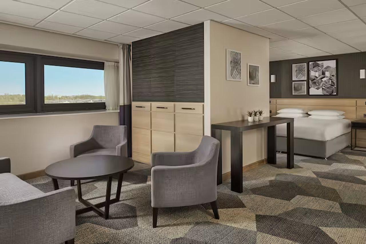 Doubletree By Hilton Coventry Building Society Arena Hotell Exteriör bild