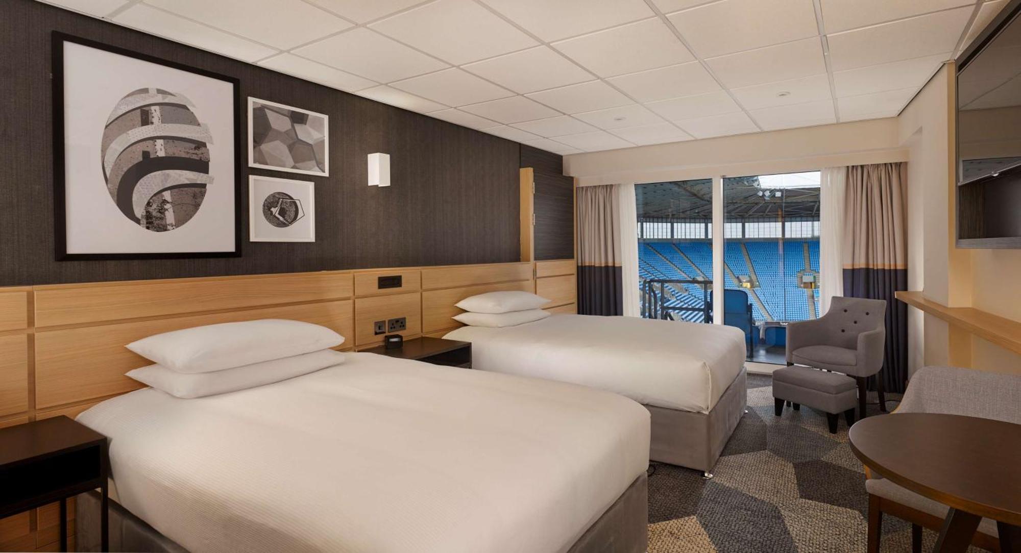 Doubletree By Hilton Coventry Building Society Arena Hotell Exteriör bild