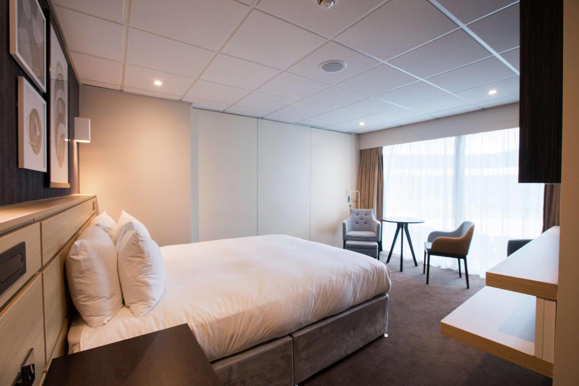 Doubletree By Hilton Coventry Building Society Arena Hotell Exteriör bild