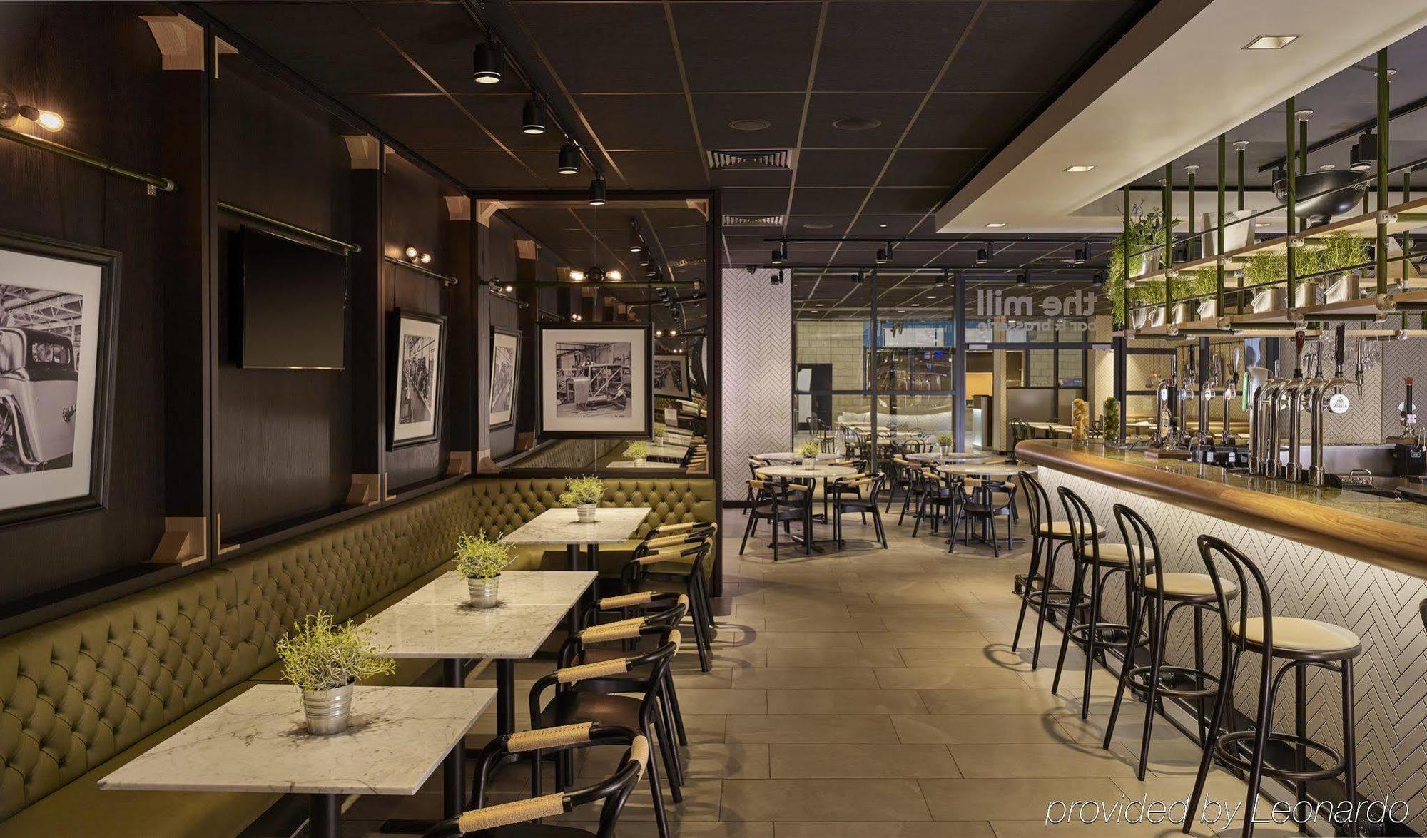 Doubletree By Hilton Coventry Building Society Arena Hotell Exteriör bild